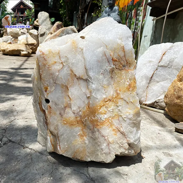 Đá thạch anh trắng thô 46kg-K179
