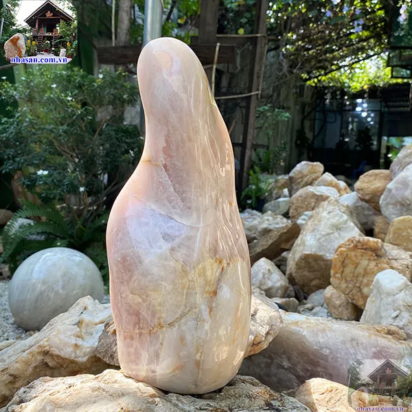 Trụ đá thạch anh hồng T691 nặng 6.8kg, cao 30cm x ngang 16cm x dày 14cm