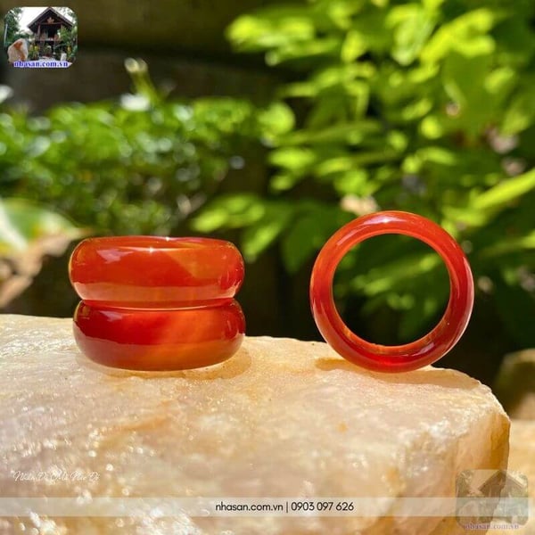 Nhẫn đá mã não đỏ - Bí quyết tăng tài lộc, may mắn thịnh vượng