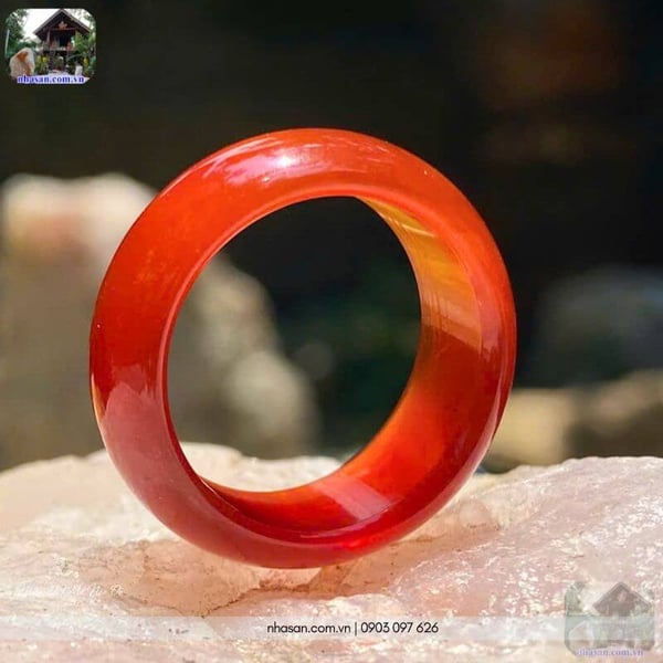 Nhẫn đá mã não đỏ - Bí quyết tăng tài lộc, may mắn thịnh vượng