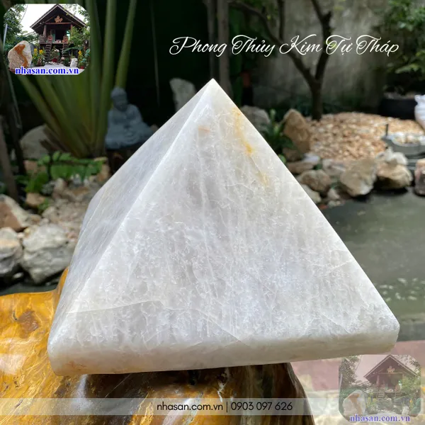 Đá phong thủy kim tự tháp nặng 7.8kg, cao 16cm x ngang 20.5cm - T715 