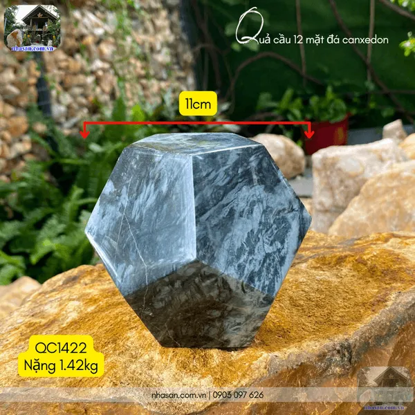 Quả cầu 12 mặt đá canxedon 1.42kg - 11cm - QC1422
