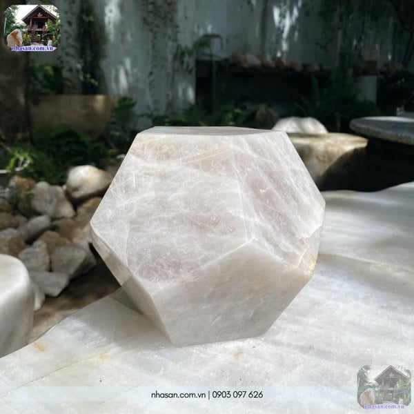 Quả cầu 12 mặt đá thạch anh QC1557-5.5kg-17cm