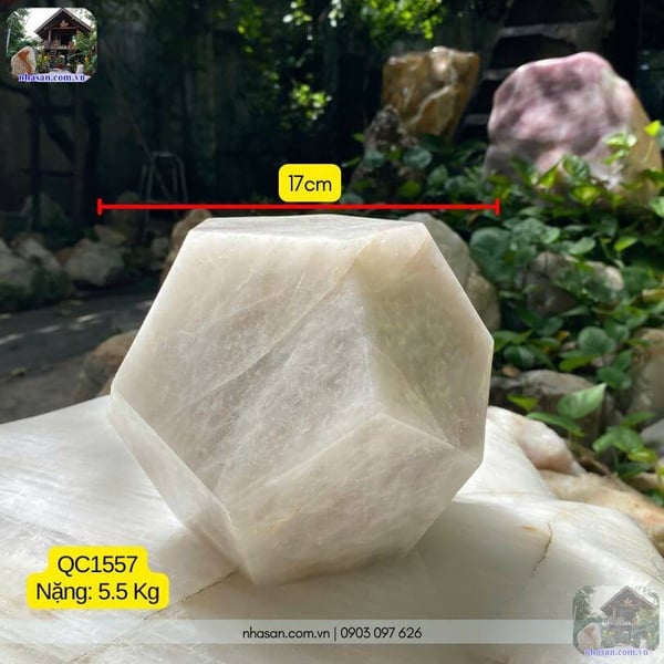 Quả cầu 12 mặt đá thạch anh QC1557-5.5kg-17cm