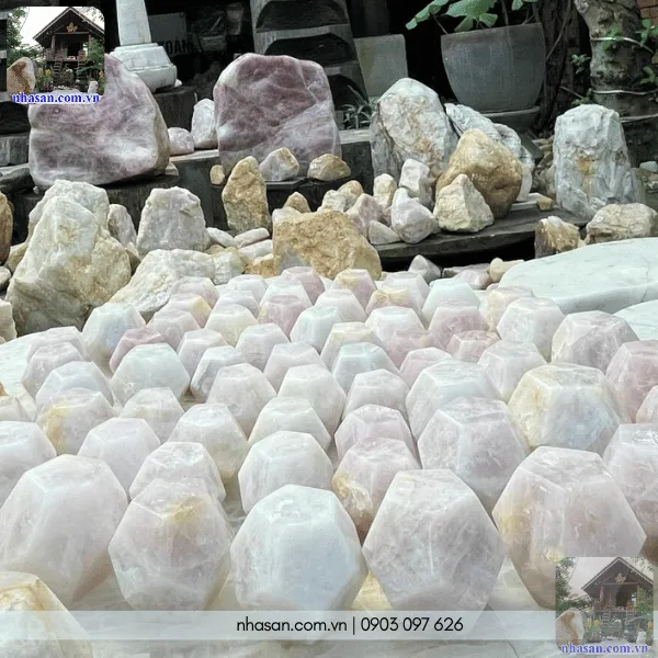 Quả cầu 12 mặt vật phẩm phong thủy mang lại may mắn, tài lộc