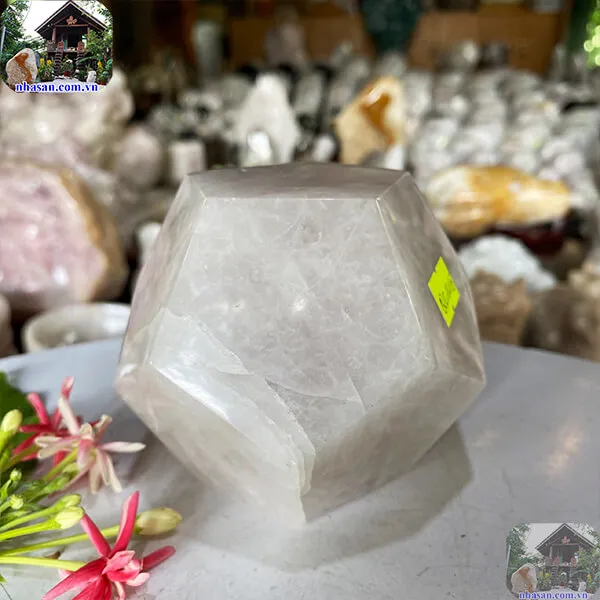 Đá 12 mặt thạch anh trắng 10.5cm-1.16kg - QC1015