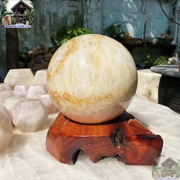 Quả cầu đá thạch anh bông vàng QC1255-17cm-6.5kg