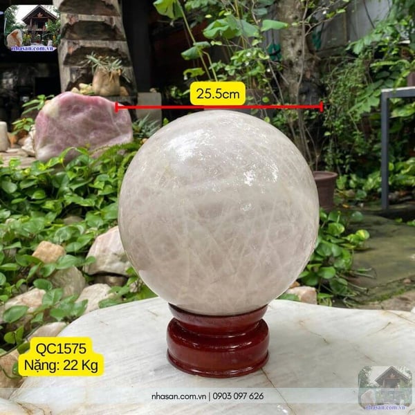 Quả cầu đá thạch anh trắng QC1575 nặng 22kg - 25.5cm
