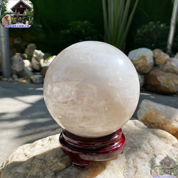Quả cầu phong thủy mệnh Thủy QC1308, nặng 2.68kg, đường kính 12.7cm