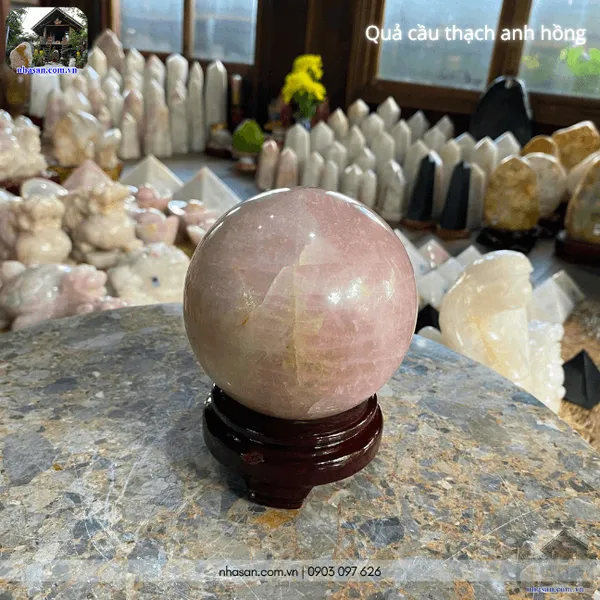 Quả cầu thạch anh hồng 1.78kg - 11cm - QC1420