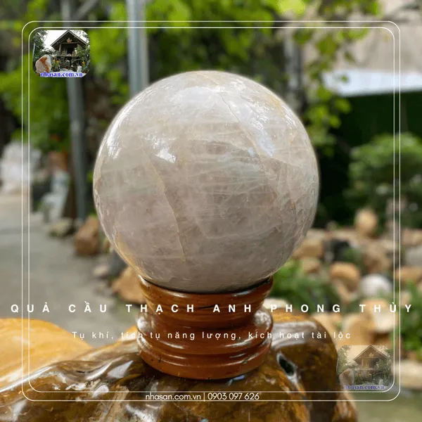 Quả cầu thạch anh phong thủy 17cm - 6.6kg - QC1453