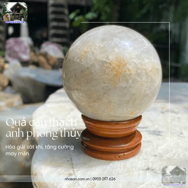 Quả cầu thạch anh phong thủy 17cm - 6.6kg - QC1453