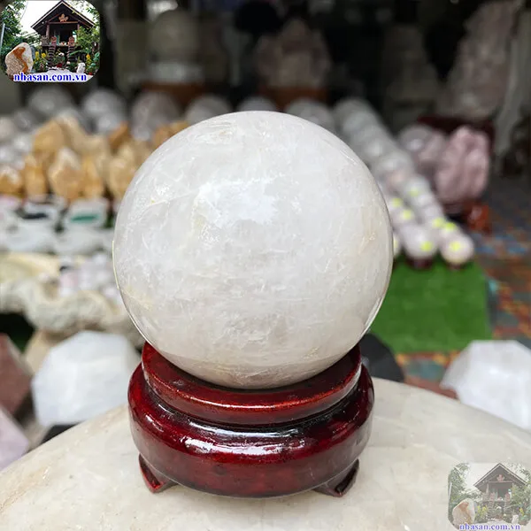 Quả cầu thạch anh trắng 7cm-0.53kg-QC1041