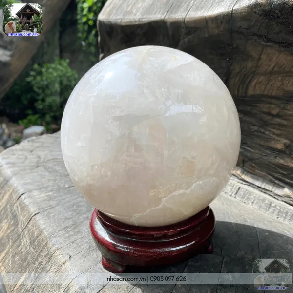 Quả cầu thạch anh trắng QC1435 - 3.06kg - 13cm