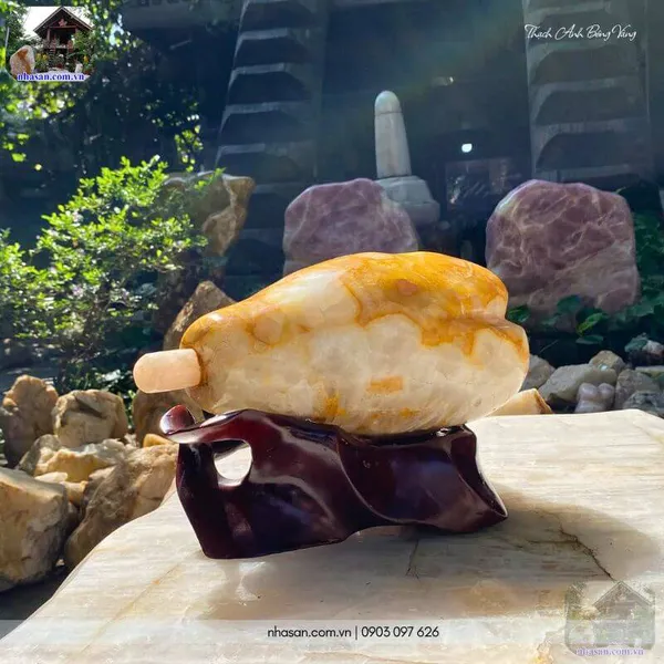 Quả đu đủ đá thạch anh bông vàng nguyên khối 11.6kg, cao 22cm x ngang 33cm - DDV