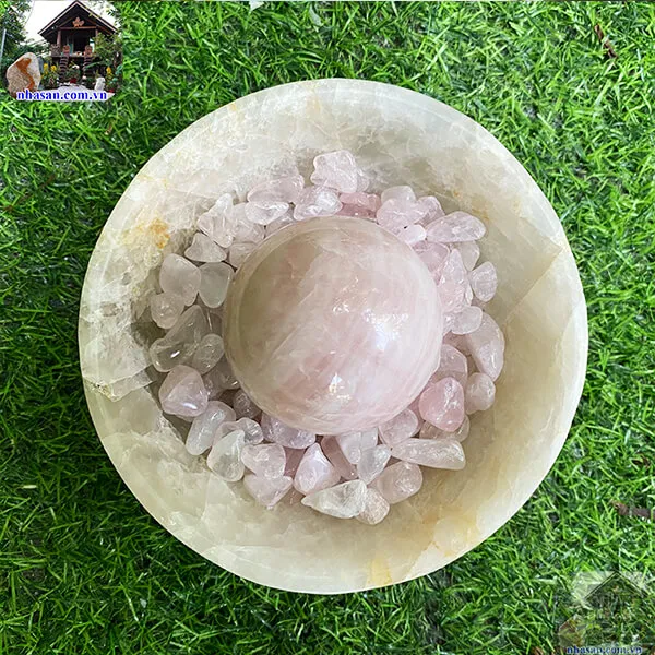 Bát đá thạch anh hồng 1.04kg-14.5cm B36