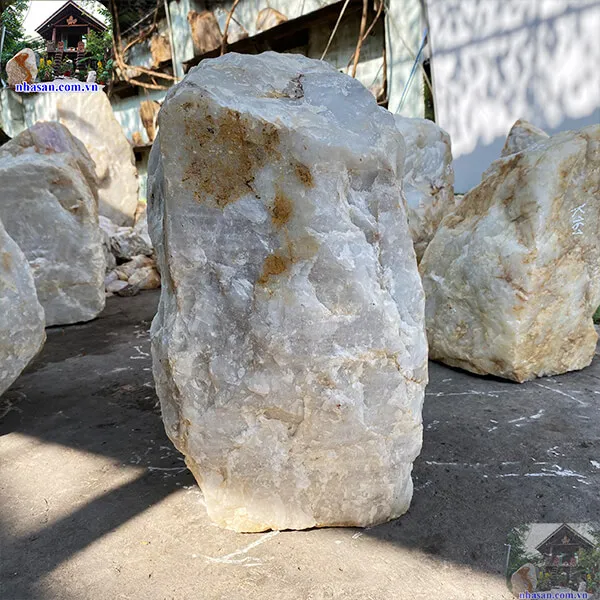 Đá thạch anh trắng thô khối 80kg-K160