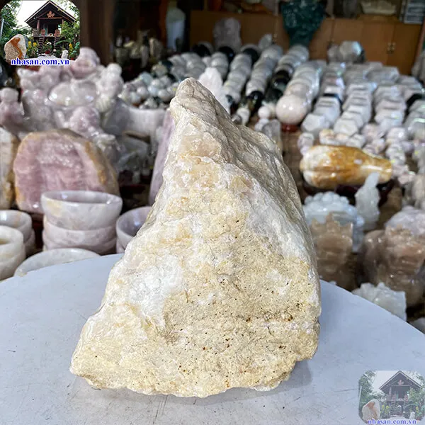 Đá thạch anh hồng thô 7kg-K173
