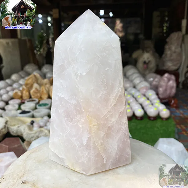 Trụ lục giác thạch anh hồng 2.36kg-T603