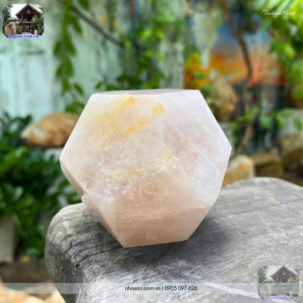 Đá thạch anh 12 mặt QC1498 - 440gr - 7.5cm