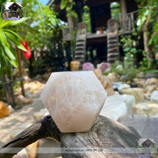Đá thạch anh 12 mặt QC1498 - 440gr - 7.5cm