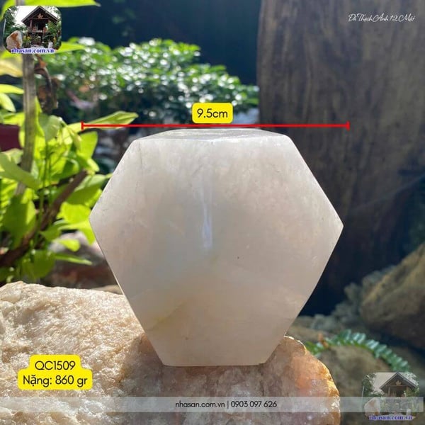Đá thạch anh 12 mặt QC1509 - 860gr - 9.5cm