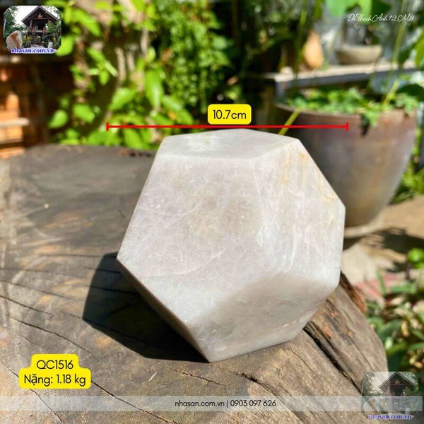 Đá thạch anh 12 mặt QC1516 - 1.18kg - 10.7cm