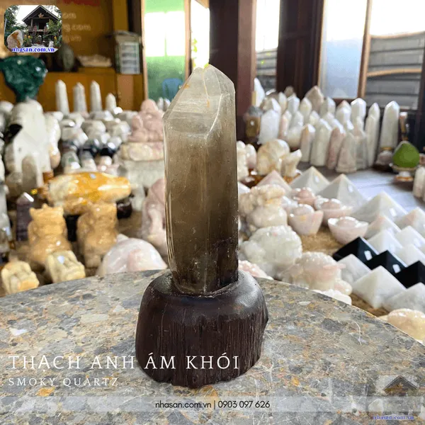 Trụ thạch anh ám khói 680gr cao 19cm - T736 