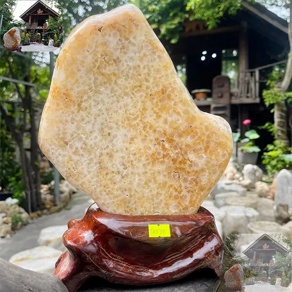 Trụ đá thạch anh bông vàng 4kg, cao 8cm x ngang 21cm -TAV70