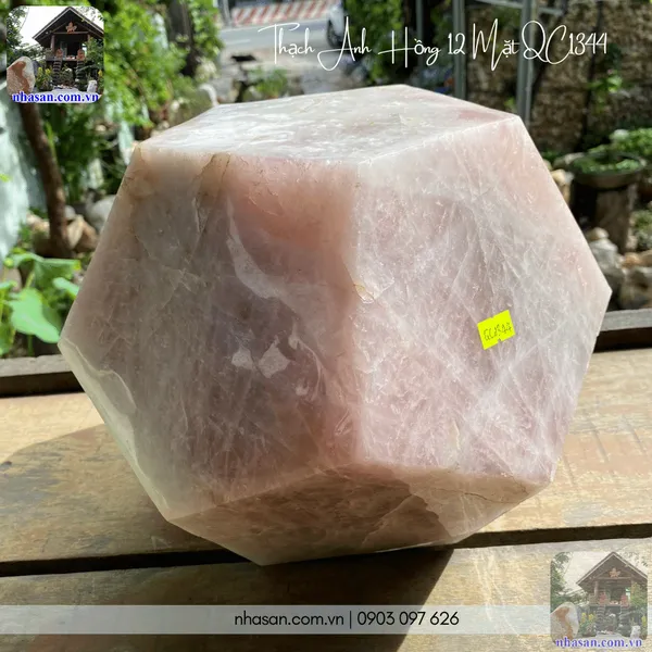 Thạch anh hồng 12 mặt QC1344 nặng 25,8kg, đường kính 27,5cm