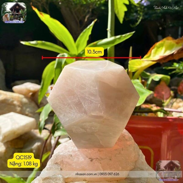 Đá thạch anh hồng 12 mặt QC1519 - 1.08kg - 10.3cm