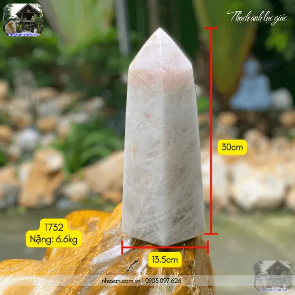 Trụ đá thạch anh lục giác nặng 6.6kg, cao 30cm x ngang 13.5cm - T732 