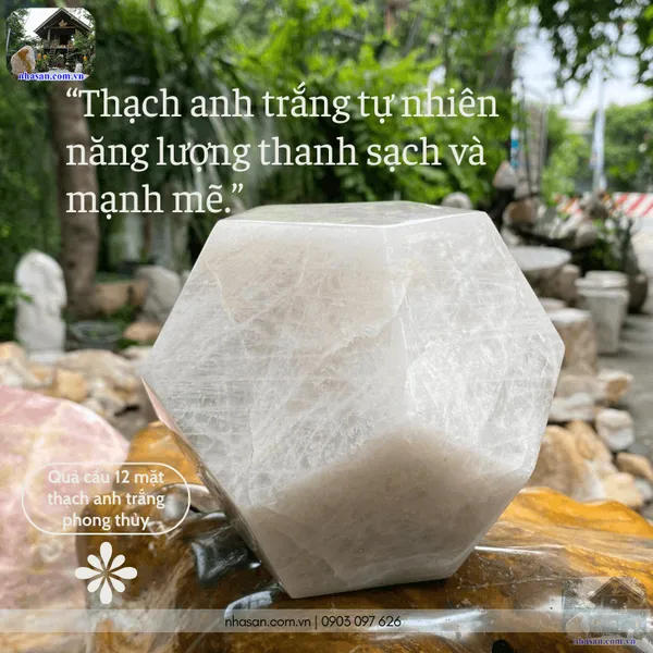 Cầu 12 mặt thạch anh trắng 3.96kg - 15cm - QC1445