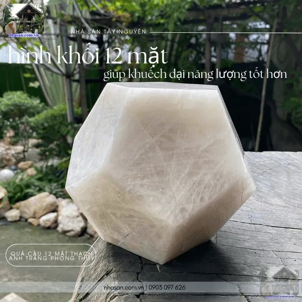 Cầu 12 mặt thạch anh trắng 3.96kg - 15cm - QC1445