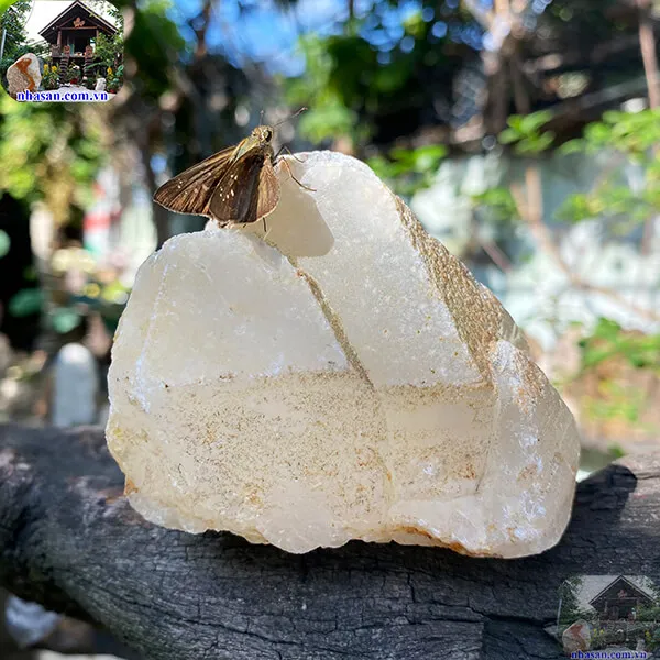 Đá phong thủy để xe ô tô 440gr (6.5x9 cm) mang lại may mắn, bình an và an toàn