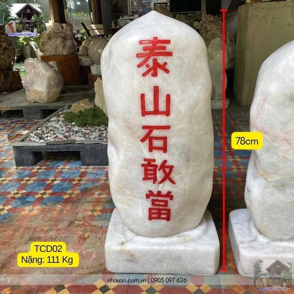 Thái sơn thạch cẩm đương đá thạch anh trắng (111kg - cao 78cm)