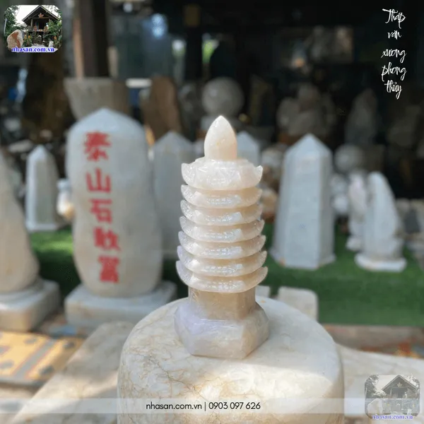 Tháp văn xương phong thủy đá thạch anh  nặng 1.7kg, cao 21cm - TVX07