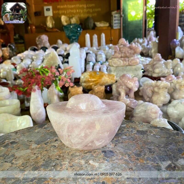 Thỏi vàng phong thủy thạch anh hồng TV51 800gr, dài 11cm x rộng 7.5cm x cao 7cm