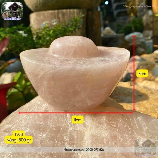 Thỏi vàng phong thủy thạch anh hồng TV51 800gr, dài 11cm x rộng 7.5cm x cao 7cm