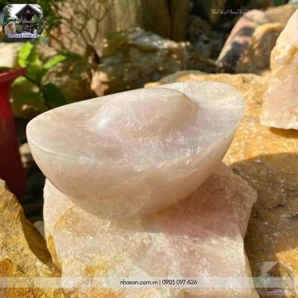 Thỏi vàng phong thủy thạch anh hồng TV53 920gr, dài 13cm x rộng 8cm x cao 7cm