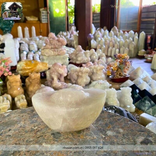 Thỏi vàng phong thủy thạch anh hồng TV53 920gr, dài 13cm x rộng 8cm x cao 7cm