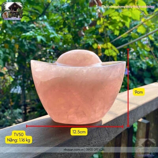 Thỏi vàng phong thủy thạch anh hồng TV50 1.16kg, dài 12.5cm x rộng 8cm x cao 9cm