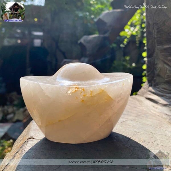 Thỏi vàng phong thủy TV57 thạch anh trắng 700gr, dài 11cm x rộng 7cm x cao 7cm