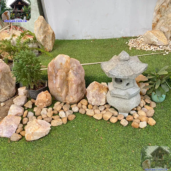 Trang trí tiểu cảnh ban công chung cư bằng đá thạch anh tạo cảm hứng TC53