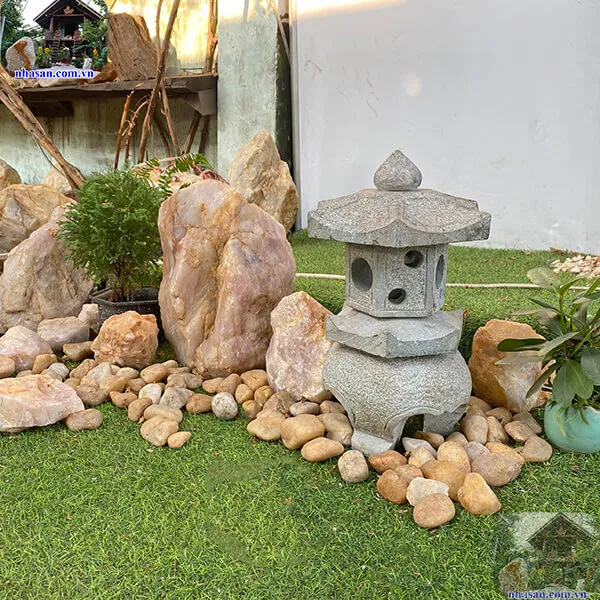 Trang trí tiểu cảnh ban công chung cư bằng đá thạch anh tạo cảm hứng TC53