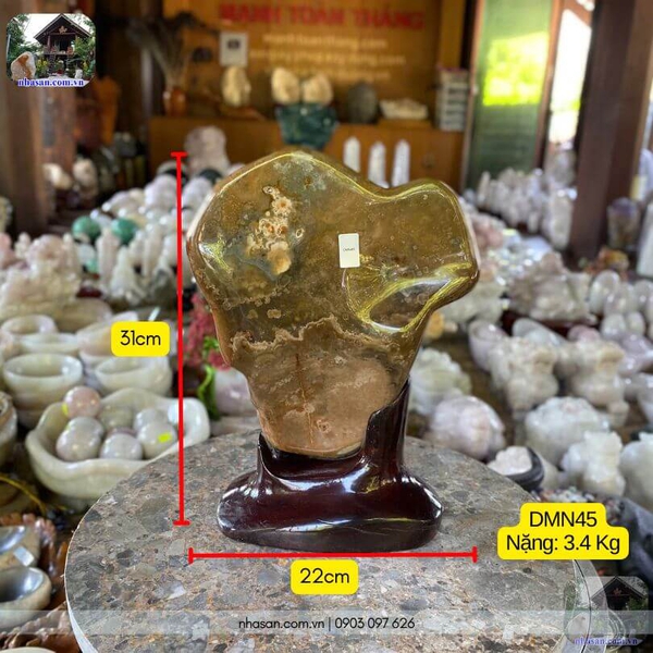 Trụ đá mã não tự nhiên DMN45 - 3.4kg bản hòa ca của màu sắc và thời gian