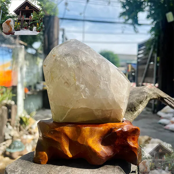 Trụ đá thạch anh ám khói 1.96kg, cao 16.5cm x ngang 11.5cm - T350