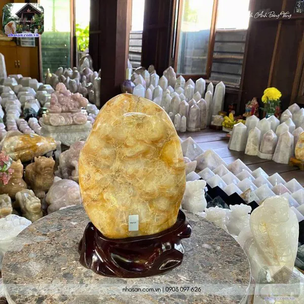 Trụ thạch anh bông vàng 6.4kg, cao 27cm x ngang 17cm - TAV123