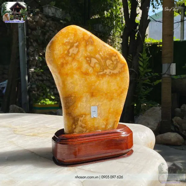 Trụ thạch anh bông vàng 8.2kg, cao 29cm x ngang 19cm - TAV88