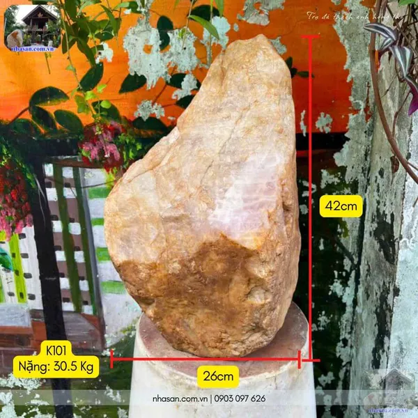 Trụ đá thạch anh hồng thô 30.5kg, cao 42cm x ngang 26cm x dày 22cm - K101